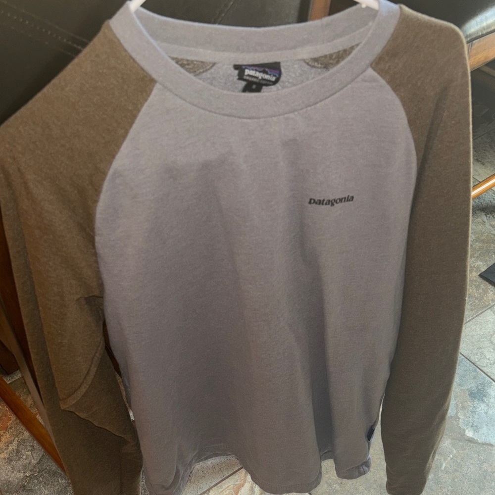 Patagonia thermal long sleeve